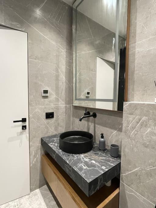 Apartament Angry Architects Apartment01 *