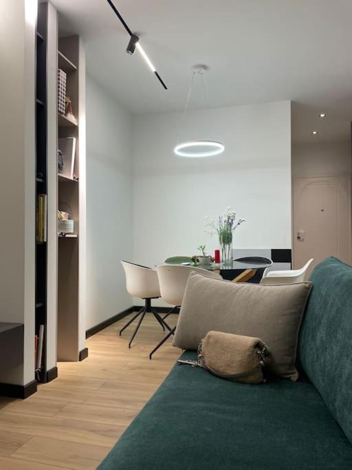 Apartament Angry Architects Apartment01 Tirana